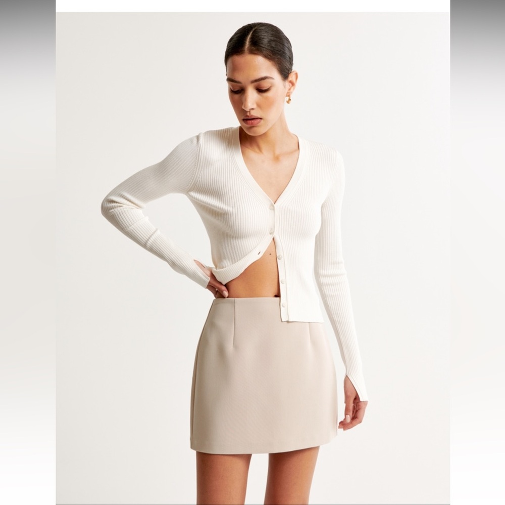 Abercrombie & Fitch mini skirt